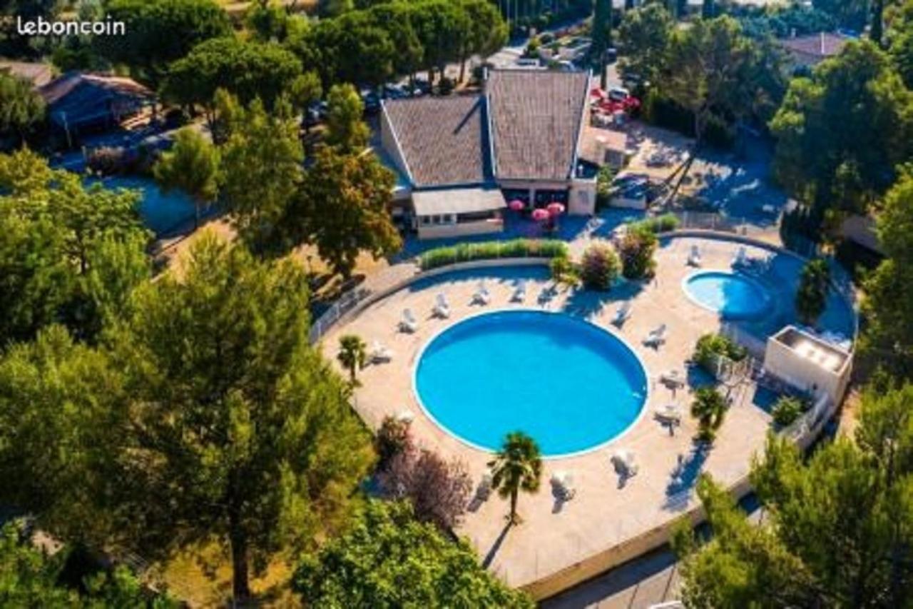 La Roque D'Antheron - Mobile-Home - 6 Pers - 3 Ch - Piscine Dış mekan fotoğraf